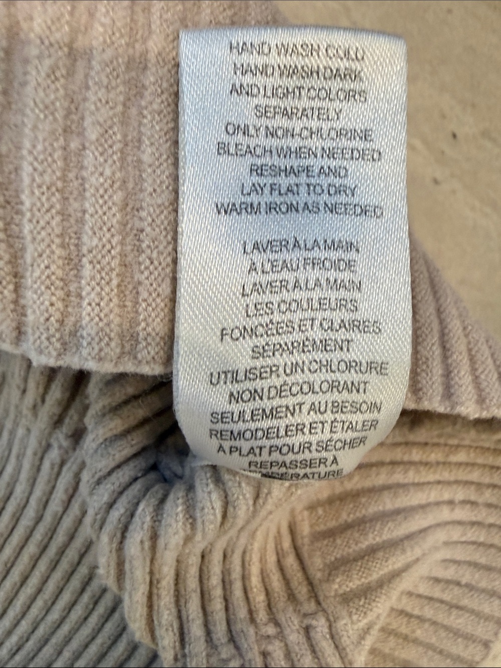Set of 2 Tahari Women's Rust Ribbed Crewneck Sweater Sz M - Picture 6 of 8